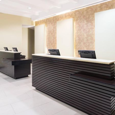 Hotel Courtyard By Marriott Kingston, Jamaica Exterior foto