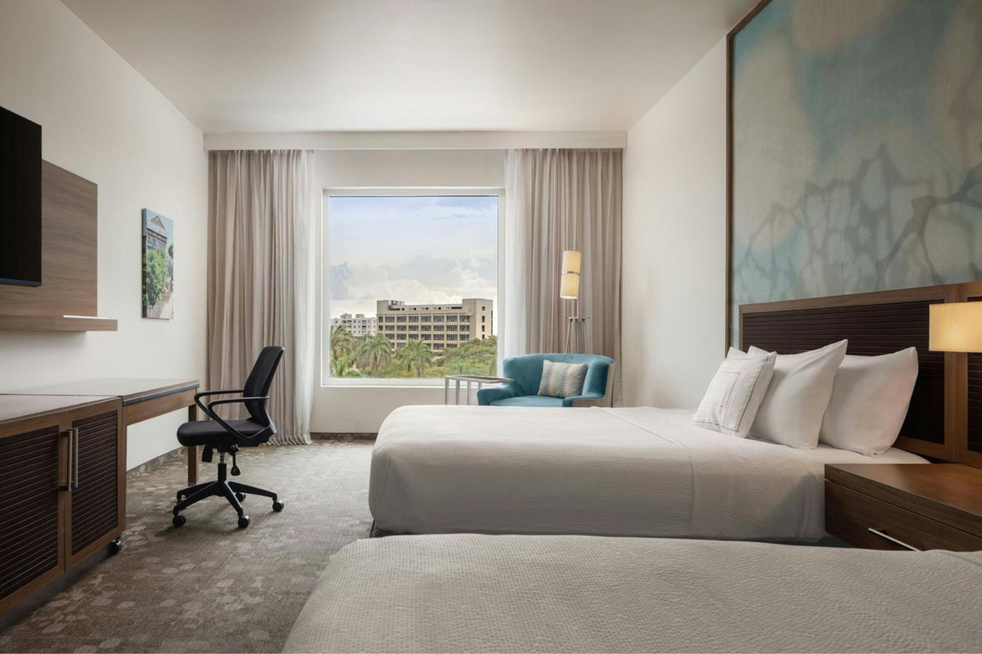 Hotel Courtyard By Marriott Kingston, Jamaica Exterior foto
