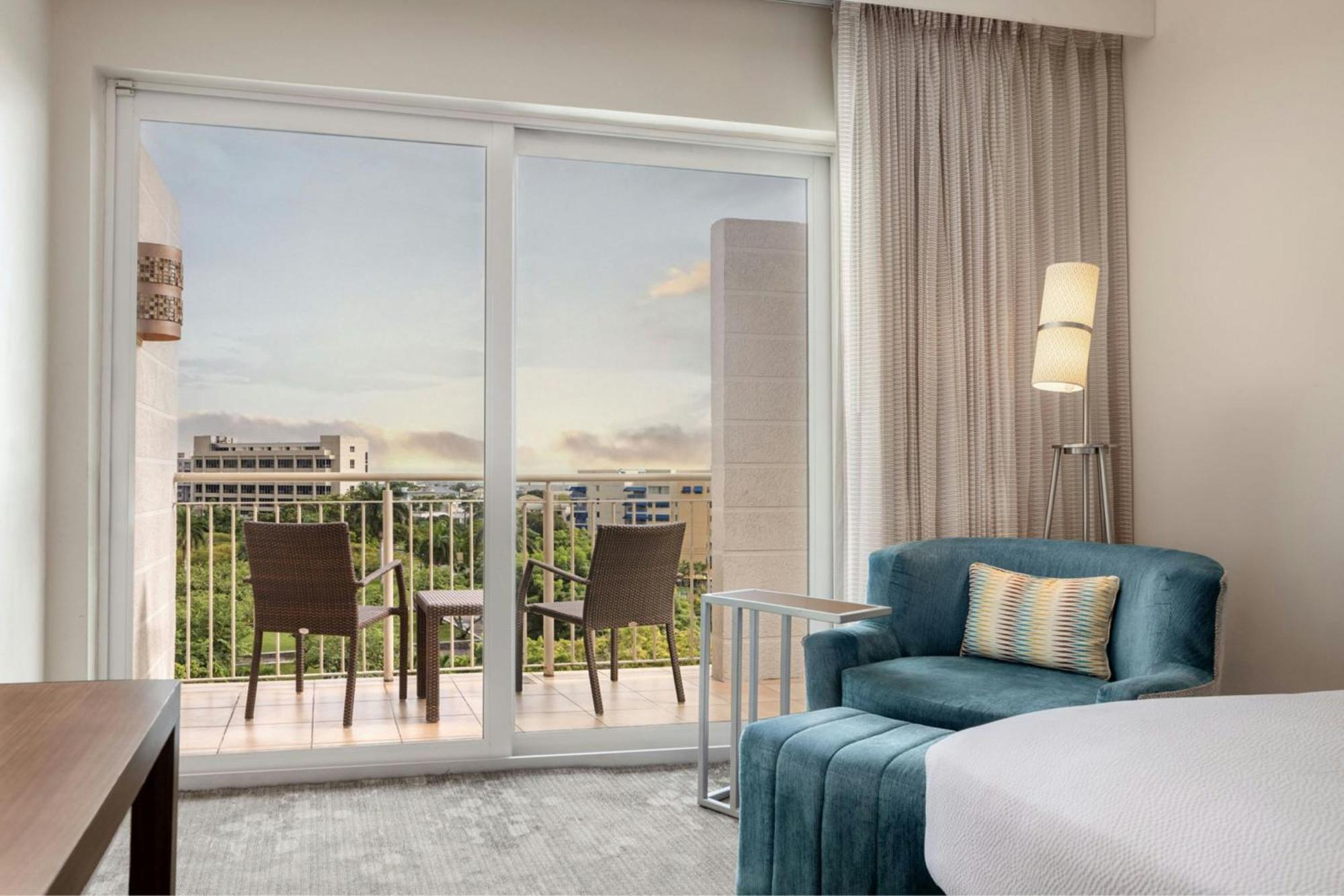 Hotel Courtyard By Marriott Kingston, Jamaica Exterior foto